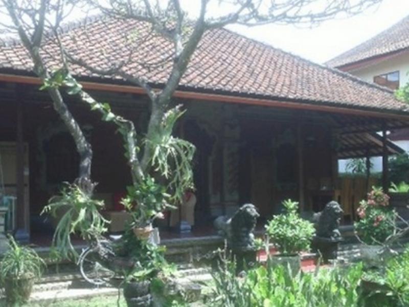 Hotel Rita Homestay