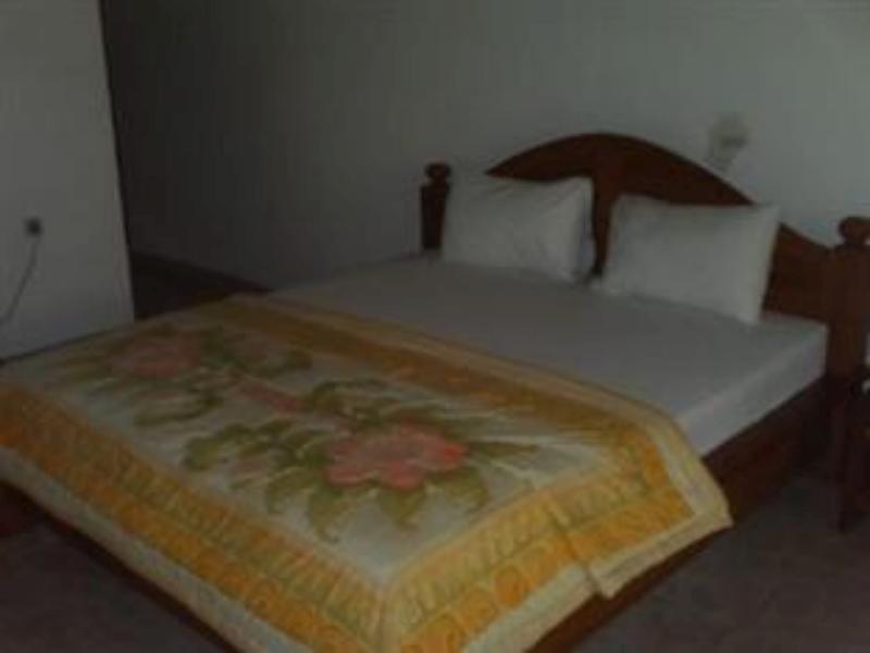 Hotel Rita Homestay *